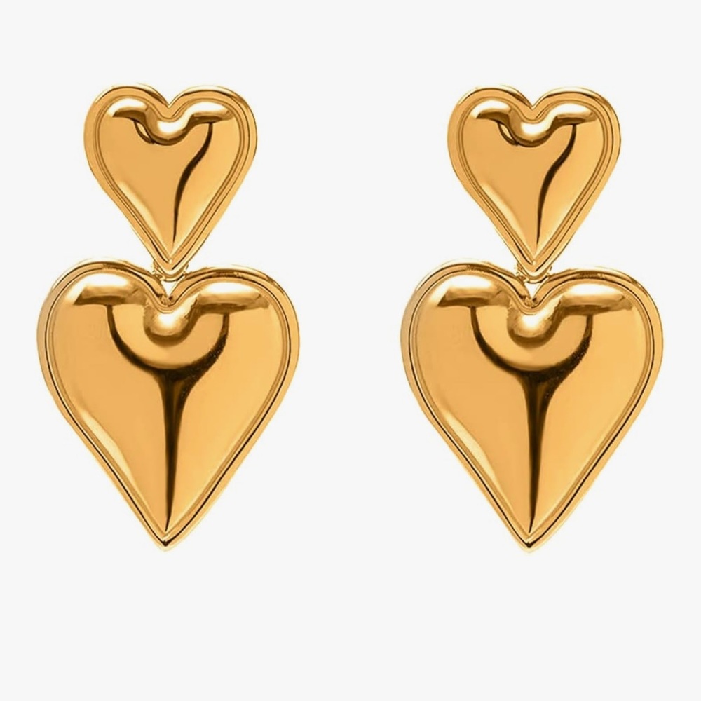 Elegant Gold Heart Earrings with Minimalist Design